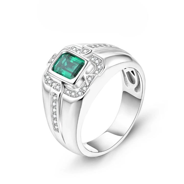 THE OCTAGONAL EMERALD RING
